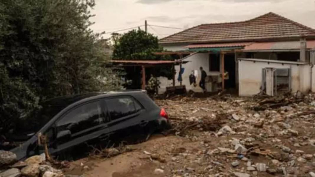 Bu kez 'Elias' vurdu! Komşu 20 gün arayla ikinci kez sular altında 6